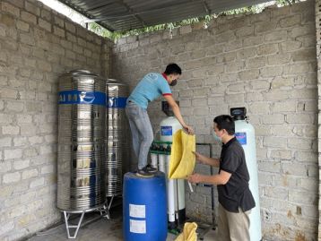 Nước giếng khoan c&oacute; m&ugrave;i tanh: Nguy&ecirc;n nh&acirc;n, t&aacute;c hại v&agrave; c&aacute;ch xử l&yacute; hiệu quả